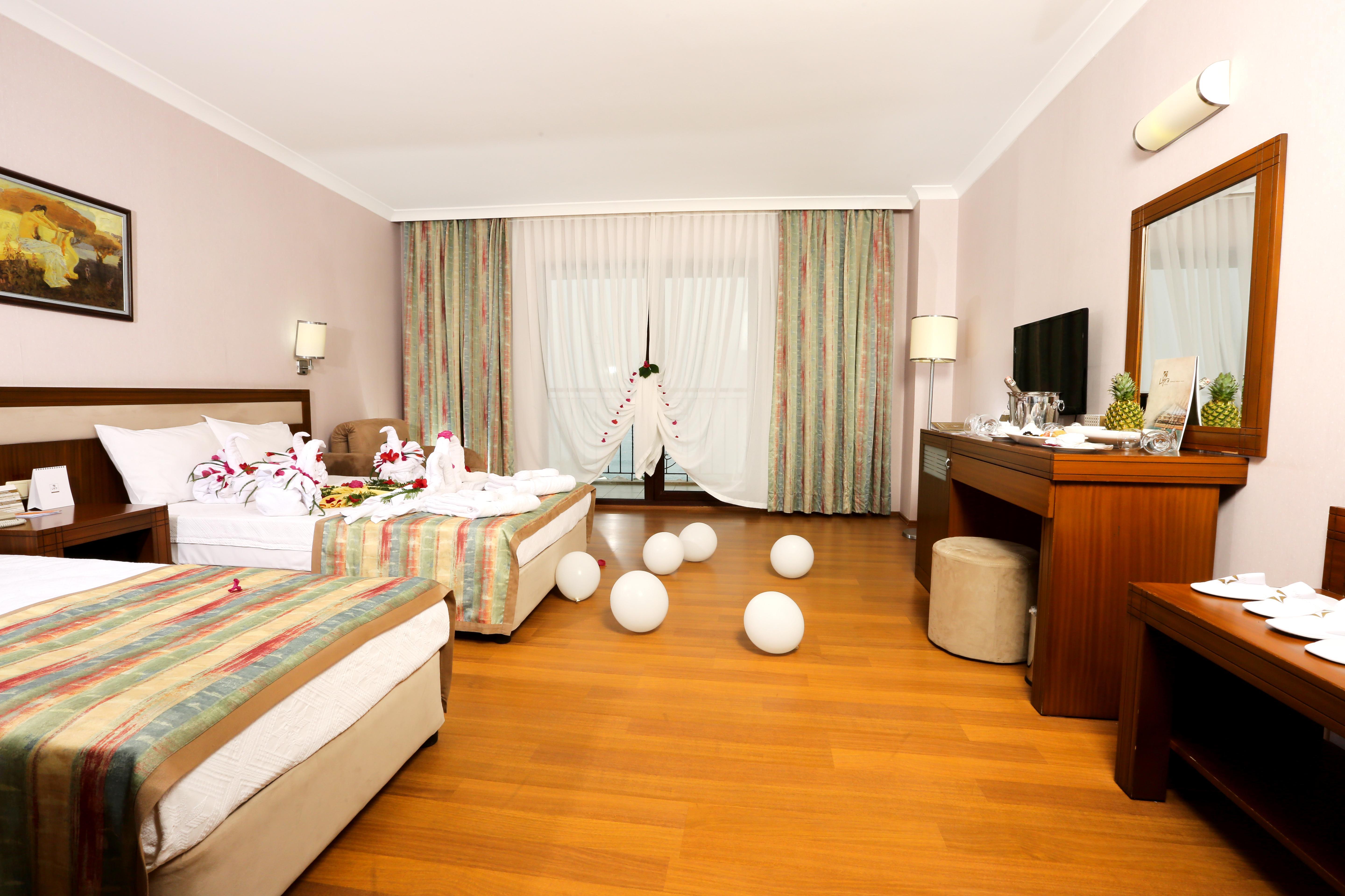 Selectum Family Comfort Side Kizilagac  Extérieur photo